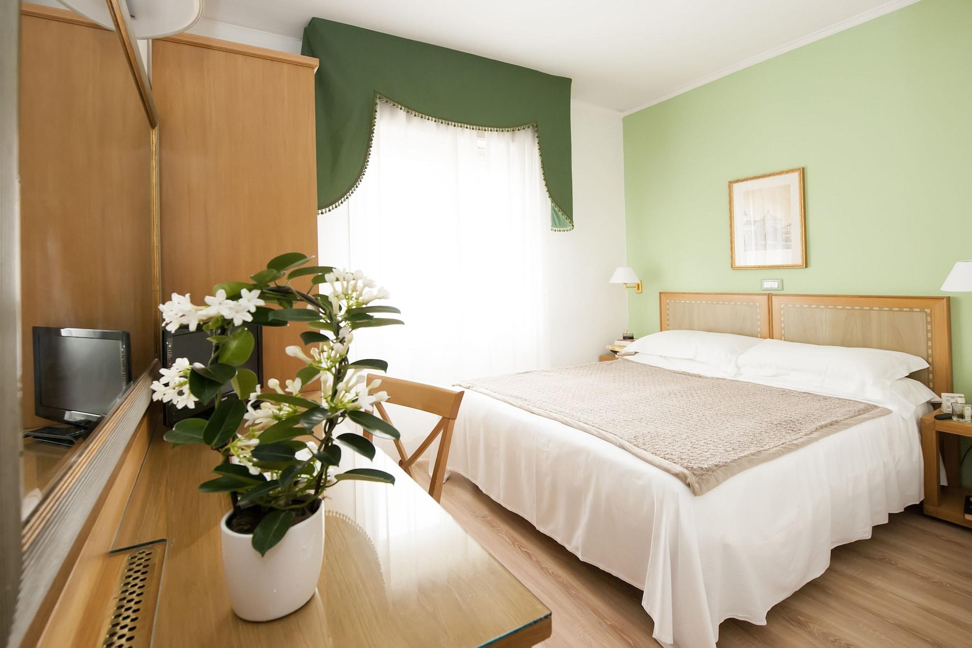 Hotel Touring Пиза Экстерьер фото